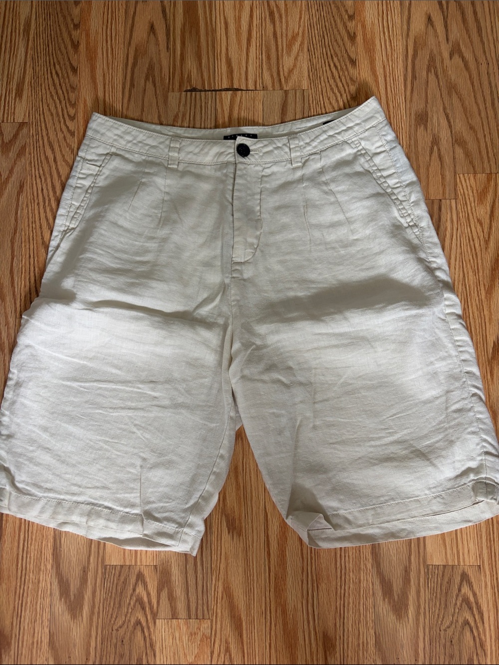 Sisley Off-White -Linen Shorts